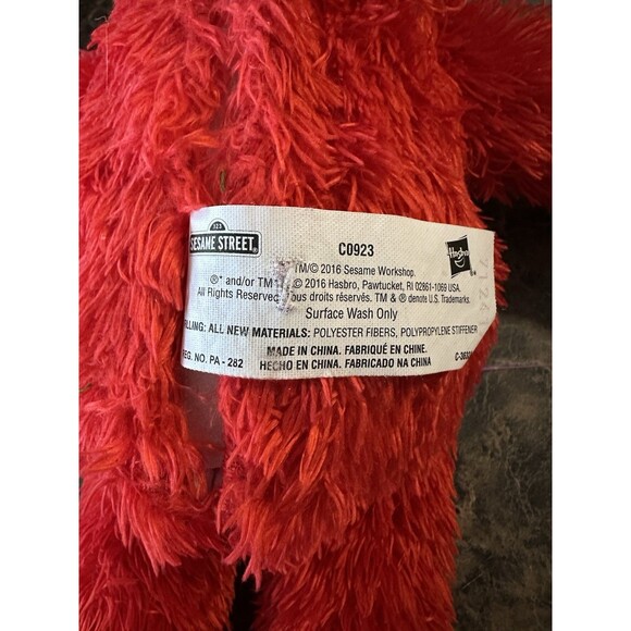 Tickle Me Elmo Laughing Talking Sesame St Stuffed Animal Plush Toy 15" C0923 - Picture 3 of 4